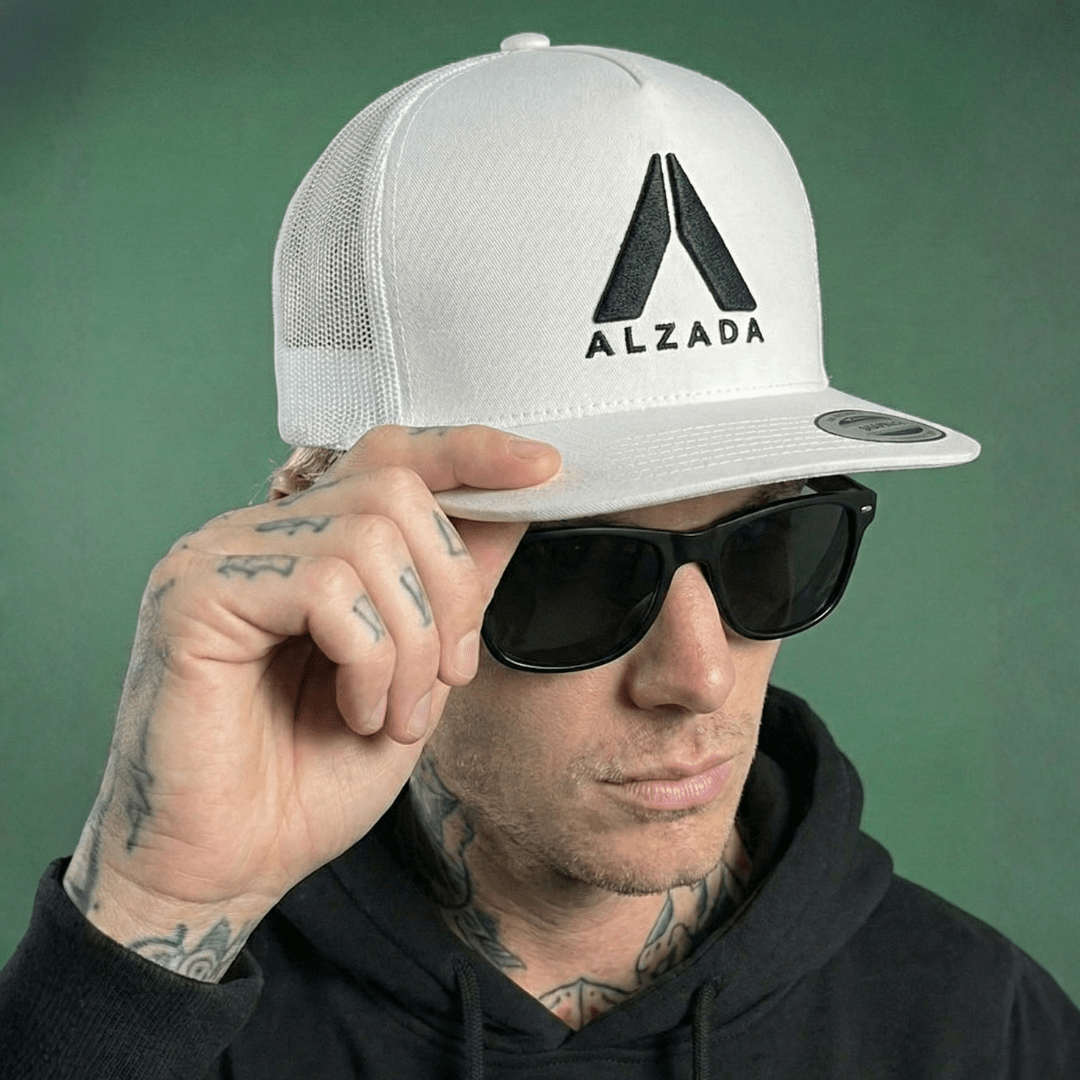 Gorra Trucker Logo Alzada - Alzada Streetwear - Merch, Shows y Mas